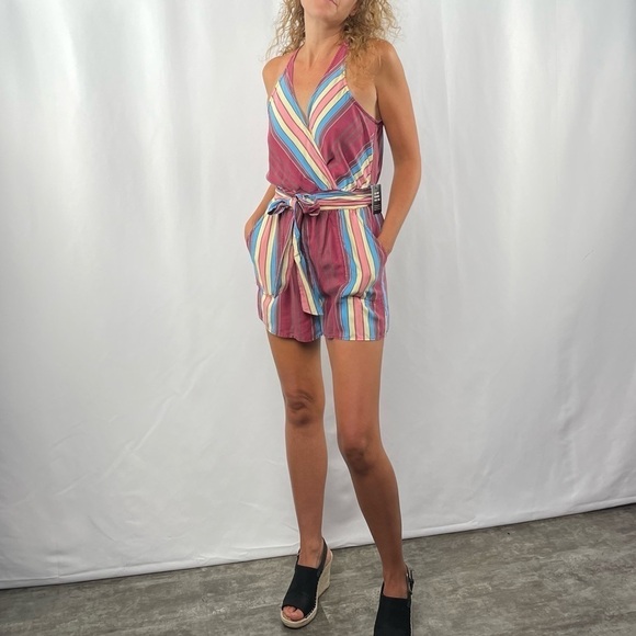 NWT Express Sleeveless V Neck Stripe Romper in Multi Size Extra Small - Picture 10 of 10